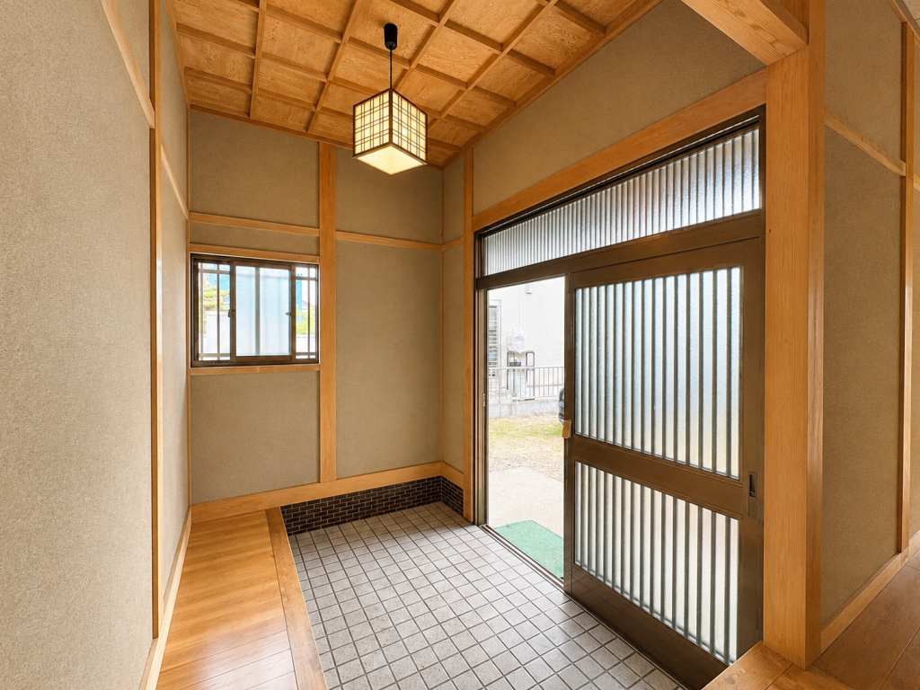 小郡下郷中古物件の(玄関) - 山口市の小郡の小郡不動産