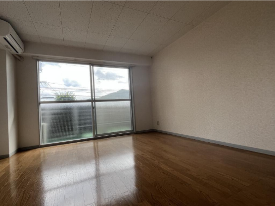 5ツリータウンの(居間) - 山口市の小郡の小郡不動産