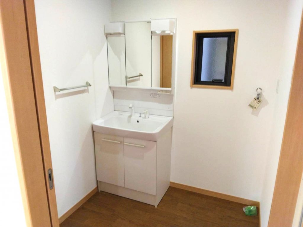 シャトーグレースAの - 山口市の小郡の小郡不動産