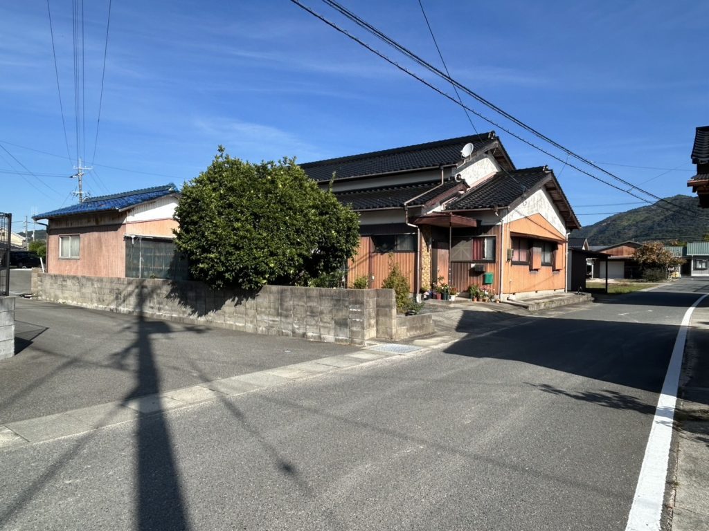 陶　売土地（古屋付き）の - 山口市の小郡の小郡不動産